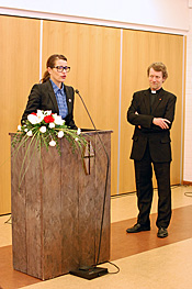 Haitin maanj&auml;ristyksen takia yhteisvastuu sai lent&auml;v&auml;n l&auml;hd&ouml;n &ndash; ja poikkeuksellisesti etuajassa. Ennen virallista avausp&auml;iv&auml;&auml; tulleet lahjoitukset ohjattiin Kirkon Ulkomaanavun h&auml;t&auml;apuun Haitissa. &ndash; Kahdessa viikossa saatiin ker&auml;tty&auml; yli kaksi miljoonaa euroa, iloitsi Marianne Heikkil&auml;, joka siirtyi helmikuun avussa Kirkon Ulkomaanavusta Marttaliittoon.